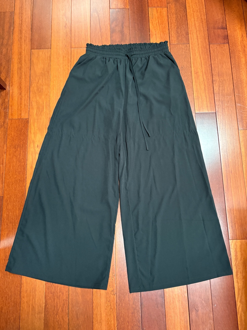 Wide leg high waisted ladies pants size XL